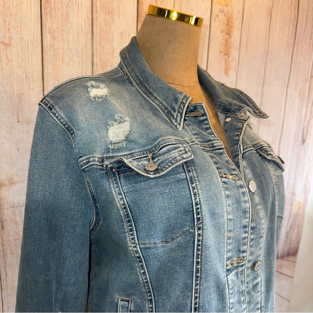 Cato est 1946 Classic Jean Jacket- Distressed Blue- Soft Denim- XL 16/18 Stretch - Picture 2 of 10